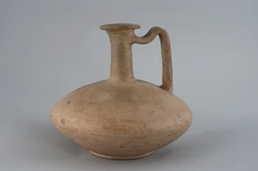 Lagynos karaff (terrakotta)